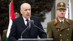 Üzent a választóknak Sulyok Tamás köztársasági elnök