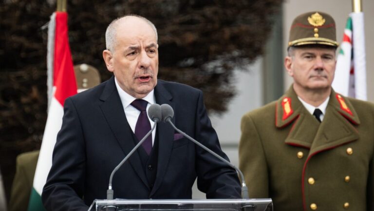 Áder János kinevezte, Novák Katalin áthelyezte, Sulyok Tamás azonnali hatállyal felmentette