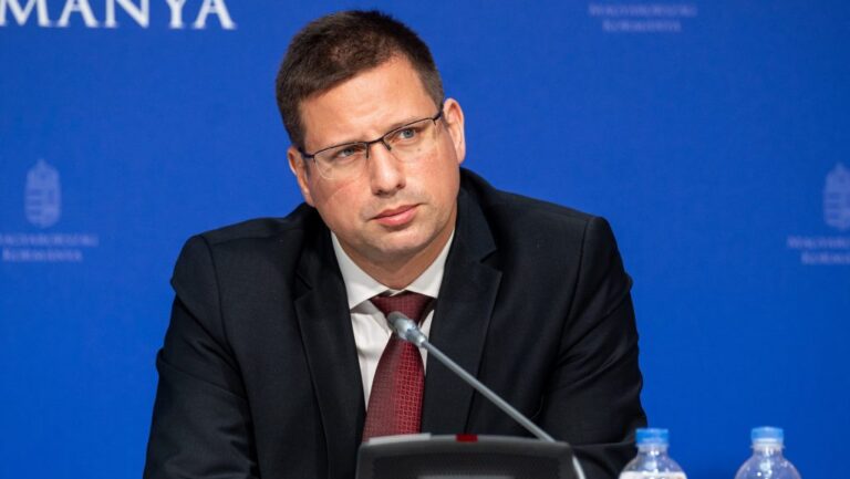 Gulyás Gergely: Önmagában a népakarat nem szabad, hogy önkényhez vezessen