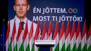 Hétfőn ül össze először a rekordnagyságú Tisza-frakció