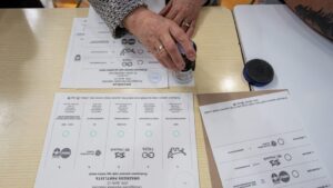 A Hegyvidéken és Rákoskeresztúron is 80 százalék fölött a részvétel délután 5-kor