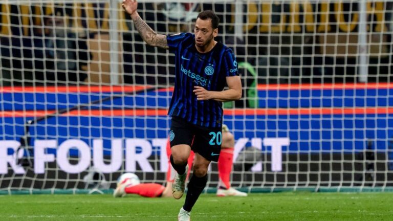 Olasz Kupa: Calhanoglu klasszisa döntött, az Inter az első döntős