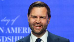 JD Vance megérkezett Iszlámábádba