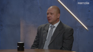 Volt titkosszolgálati tiszt: Politikai célokra használták az AH-t, maffiarendszer működött a végrehajtóknál