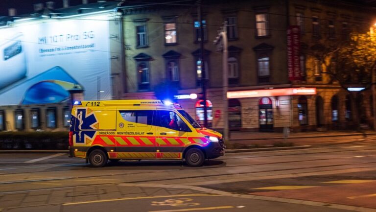 Időhiányra és sürgős teendőkre hivatkozott, ezért nem kezdte meg az újraélesztést az elütött biciklishez mentőt hívó járókelő