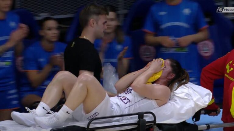 „Ha ezt hamarabb tudom, el sem megyek” – eltört az állkapcsa a kupadöntőn lekönyökölt kosarasnak