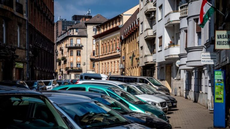 Egész Budapesten megszüntetik a parlkolóautomatákat júliusban