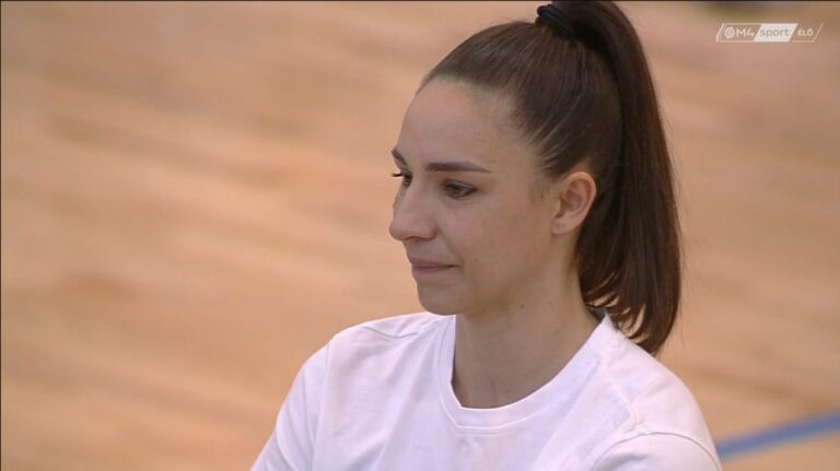 Könnyekig meghatódott Szucsánszki Zita, miután visszavonultatták a mezszámát