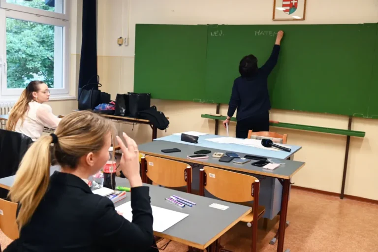 Kedden matematikával folytatódik az érettségi, vajon mire emlékszik a középiskolai tananyagból?