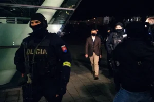 „Börtönbe!” – A félresikerült szlovák elszámoltatási kísérlet tanulságai