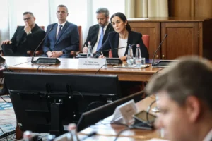 Orbán Anita: Ki fogjuk vizsgálni az Információs Hivatal utóbbi négy éves tevékenységét