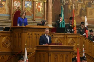 Megalakult a kormány, szerdán már kormányülést tartanak