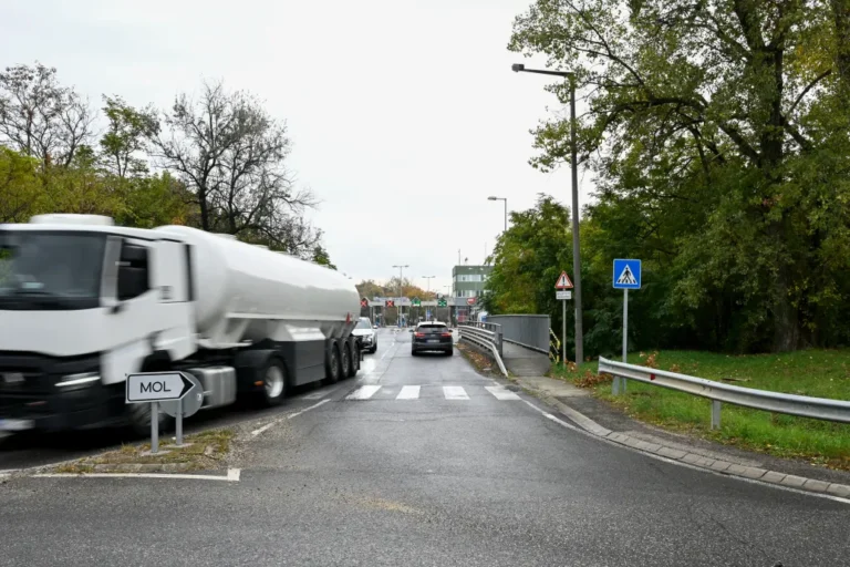 Ismét levelet írt a Mol: újra elérhető a kiskereskedőknek az „olcsóbb” benzin és a dízel