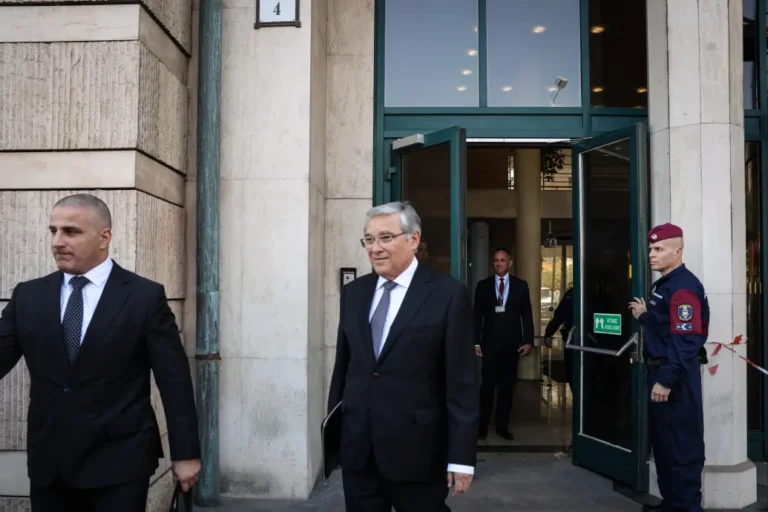 Egy nap alatt megérezhette az orosz nagykövet a kormányváltást Magyarországon