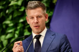 Magyar a kegyelmi ügyről: A fideszes fiúk előszeretettel bújnak nők szoknyája mögé