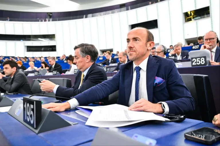 „Lezárjuk az európai naivitás egy fejezetét” – szigorít az EU a külföldi befektetéseknél