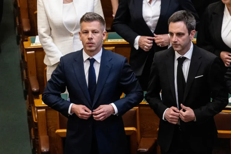 Milliós bírságot és börtönbüntetést is kaphat, aki nem megy el a parlamenti vizsgálóbizottság meghallgatására