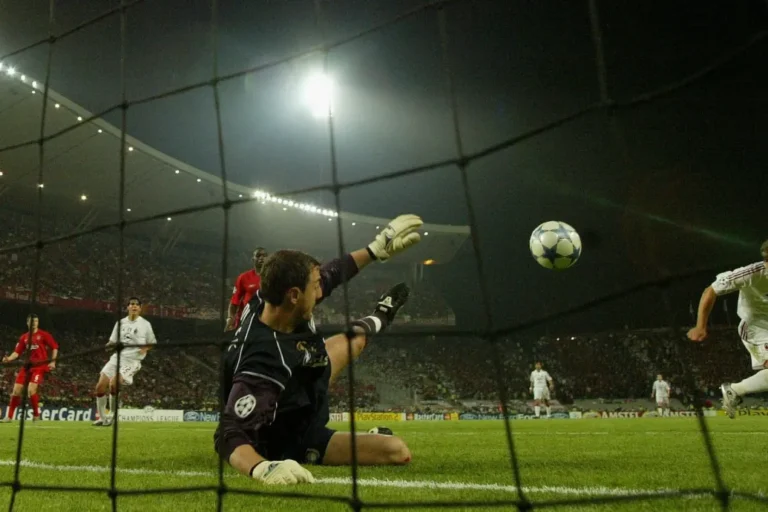 Spagettilábú kapus kergette őrületbe a Milan sztárjait minden idők egyik legjobb BL-döntőjén