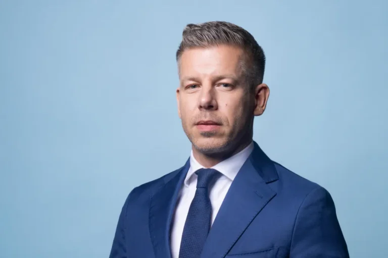 „Rogán Antalnak nagyon sok minden miatt lehet izgulnivalója” – a Magyar Péterrel készült interjúnk legerősebb pillanatai