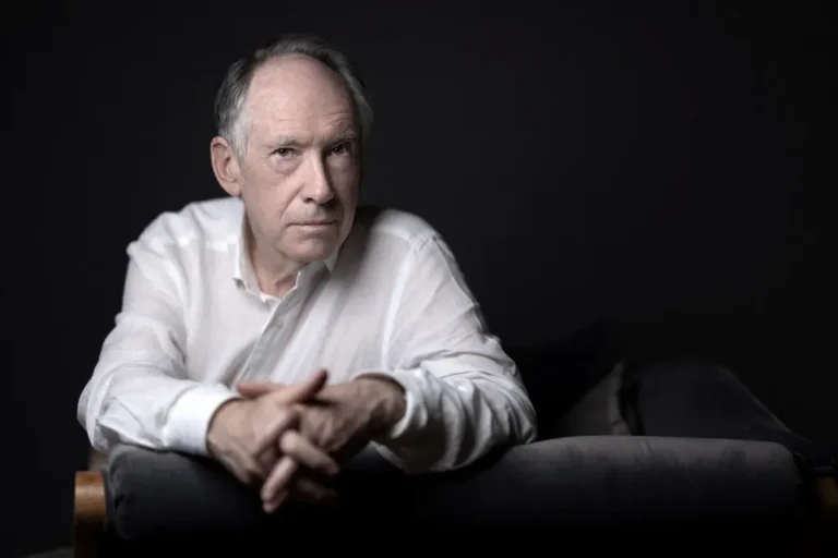 A pesszimizmus nagyobb probléma, mint az éghajlatváltozás a Booker-díjas Ian McEwan szerint