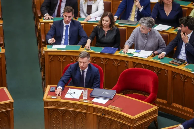 Parliament votes to revoke Hungary's withdrawal from ICC