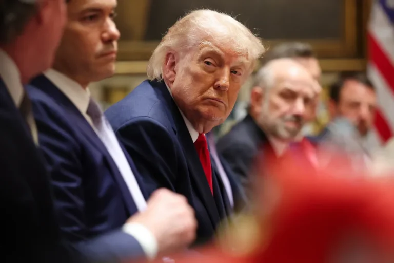 Trump még nem döntött az iráni tűzszünet meghosszabbításáról