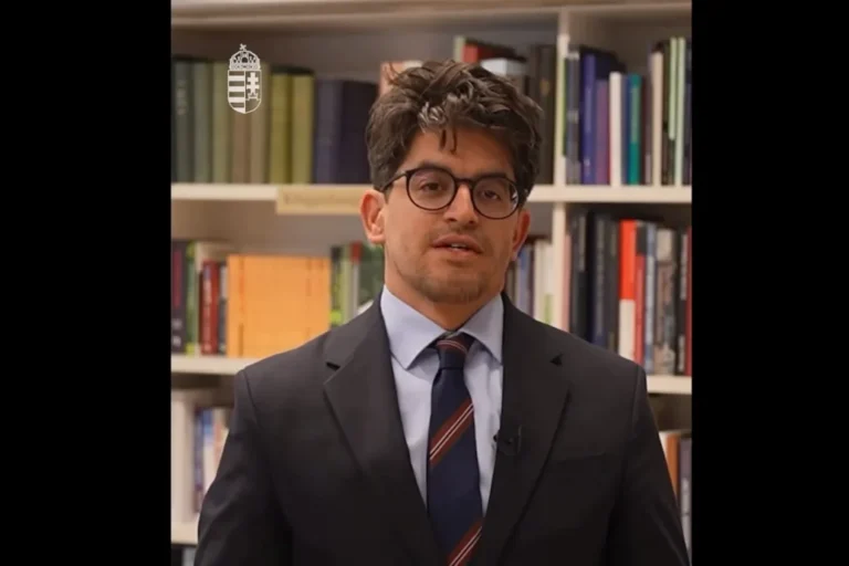 Volt, aki Habony Árpád kérésére, indoklás nélkül juthatott diplomata-útlevélhez