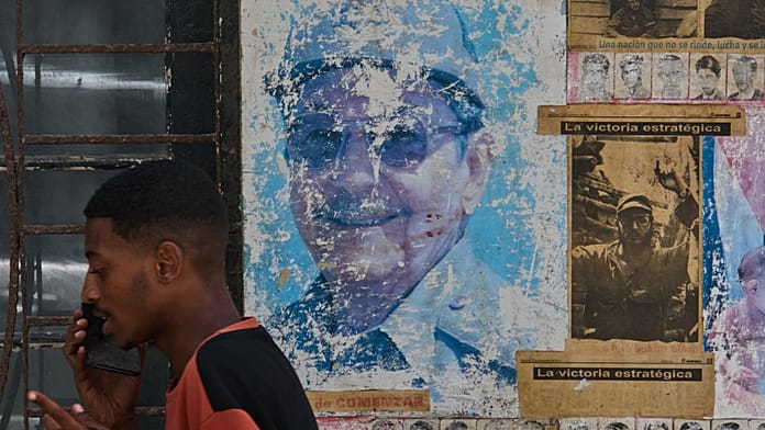 Ki Raúl Castro: a forradalom örököse, aki ma is hat a nyomás alatt álló Kubára