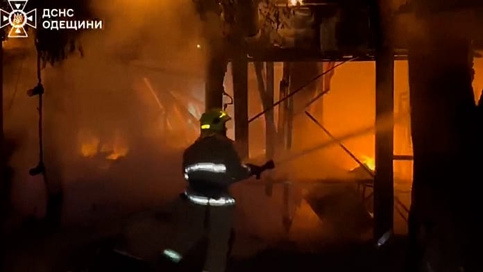 Odesza és Zaporizzsja orosz csapás alatt, Ukrajnát drónzápor éri
