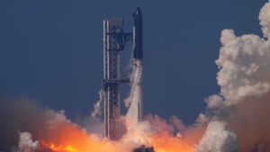 SpaceX Starship felrobban az Indiai-óceánon a vízreszállás után