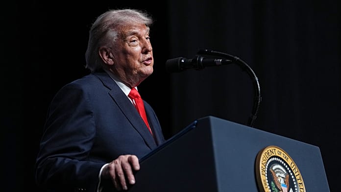 "Szinte azonnal elfoglalom Kubát" – mondta Donald Trump jelezve, hogy átvezényelné a világ legnagyobb repülőgép-hordozóját Kuba alá