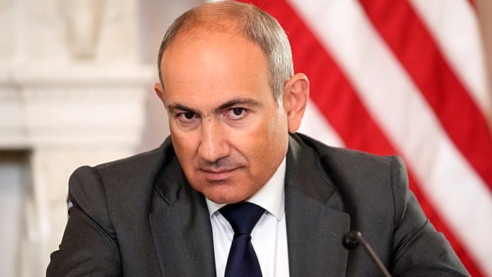 Örmény választás: fölényes győzelem felé tart a miniszterelnök a legújabb felmérés szerint