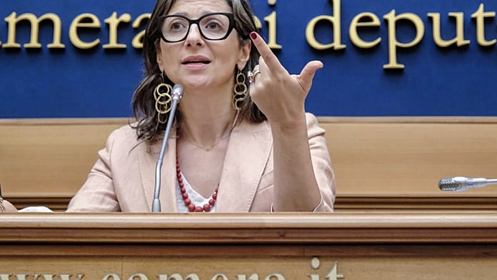 Egy amerikai bíró felfüggesztette a Trump-adminisztráció Francesca Albanese elleni szankcióit