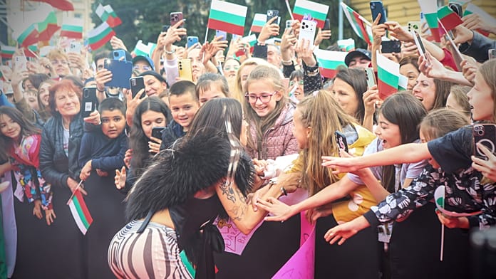 Eurovíziós győztes Dara Bangaranga-bulivá változtatja Szófiát