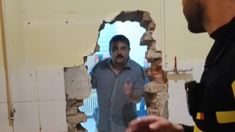 Templomrombolás: betörték a falat a románok a nagyváradi premontrei apátságban