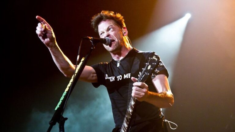 Torokrákkal diagnosztizálták a Metallica egykori sztárját, most megtörte a csendet