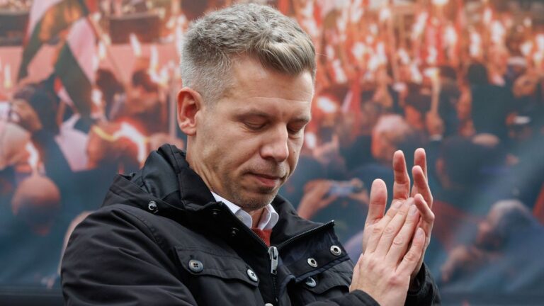 Feljelentették Magyar Pétert a Balásy Gyula cégeivel kötött szerződések miatt + videó