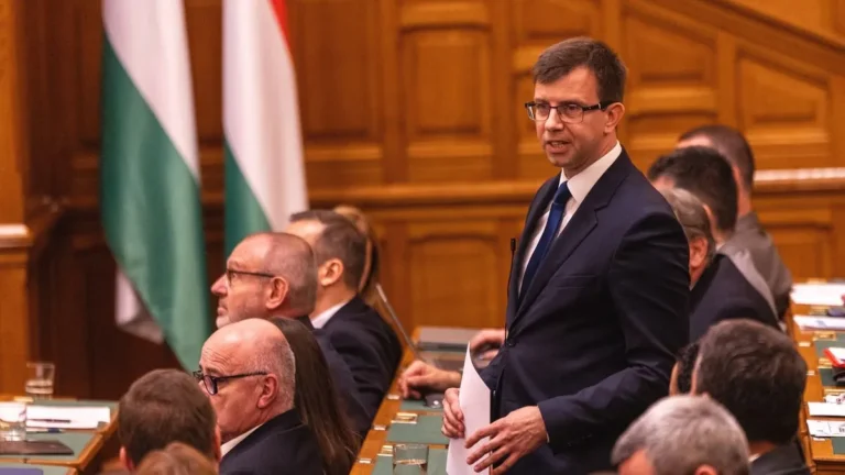 Bóka János: A Tisza-kormány az EU-politikát kiszervezte az Európai Bizottságnak
