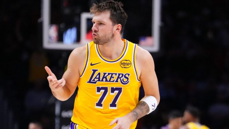 Doncic versenyt fut az idővel, LeBron James sem árul zsákbamacskát