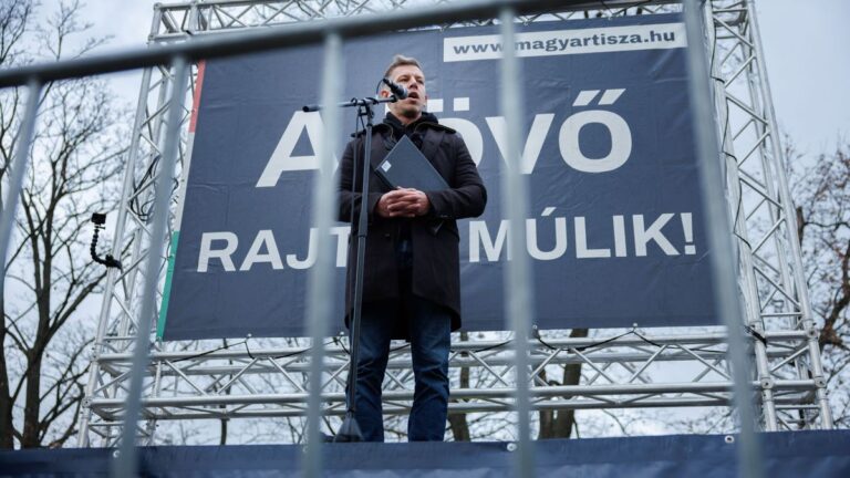 Közvetlen és aktív