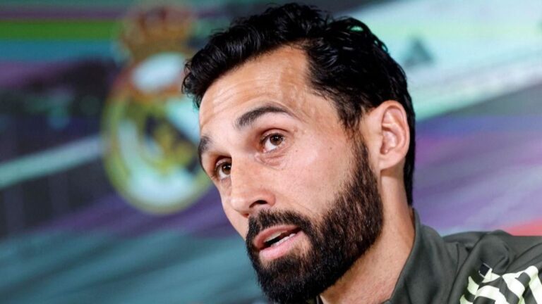 Arbeloa elővette a golfütőt, amikor a Tchouaméni–Valverde-botrányról faggatták
