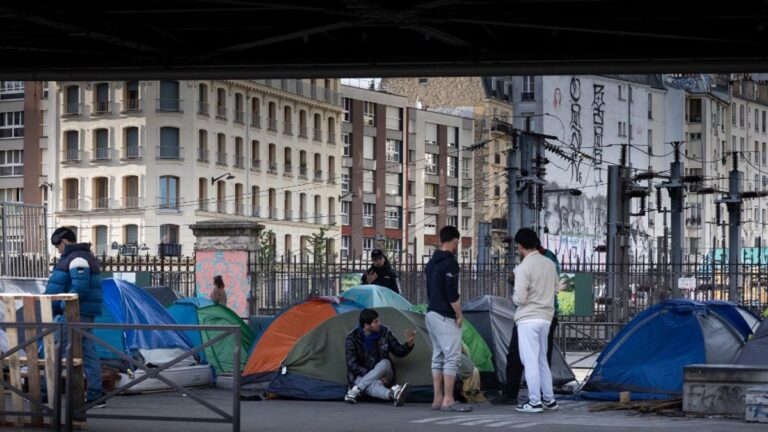 Húszezer illegális migráns érkezhet Magyarországra + videó