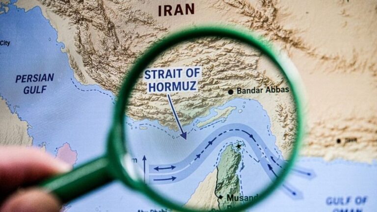 Rekordütemben csökkennek a globális olajkészletek