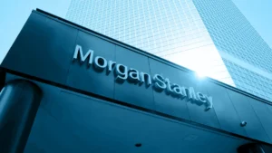 Ismert bank a célkeresztben: Budapesten vizsgálódik az amerikai pénzügyi felügyelet