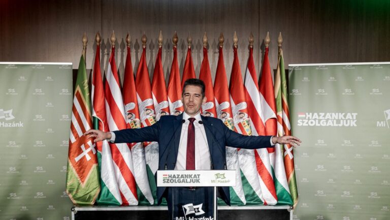 Lealacsonyító Novák Előd szerint, ha a cigány himnusz elhangzik a parlament alakuló ülésén