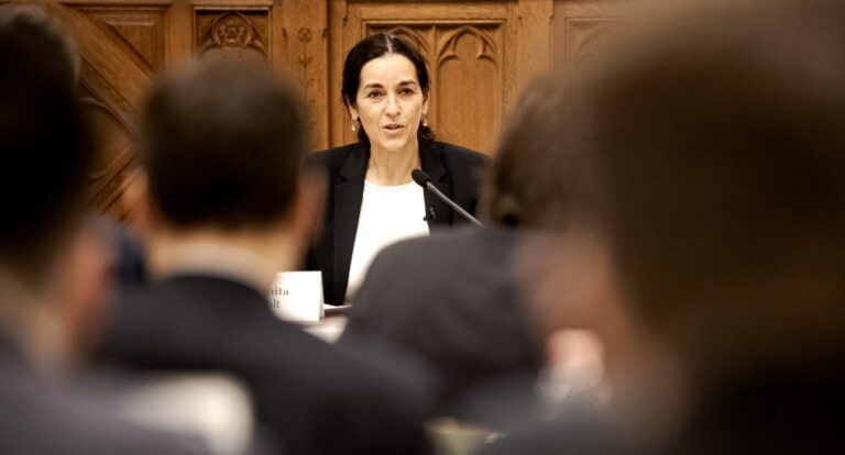 Orbán Anita: A mai egyeztetés egy új folyamat kezdete lehet