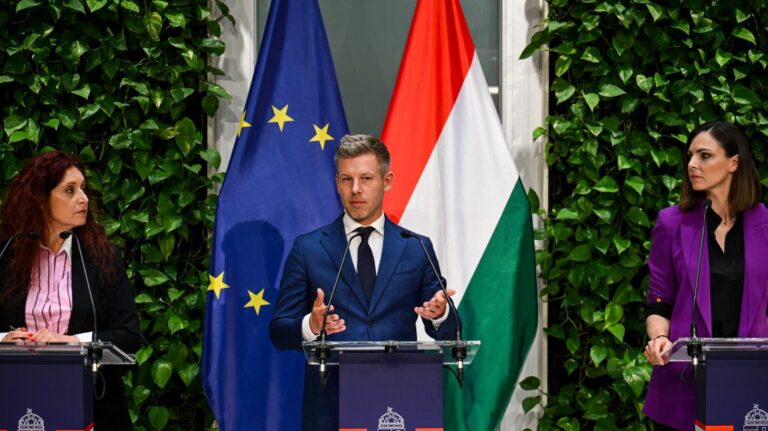Itt vannak a minisztériumok bejelentett közigazgatási államtitkárai