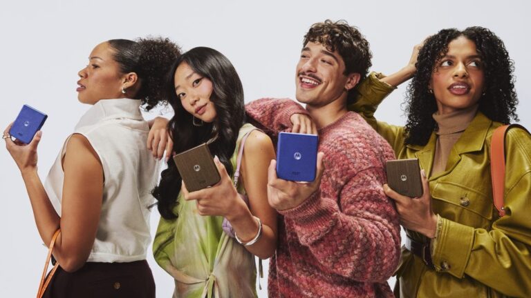 Érkezik három új Motorola Razr kagylótelefon, ebből kettő itthon is kapható lesz