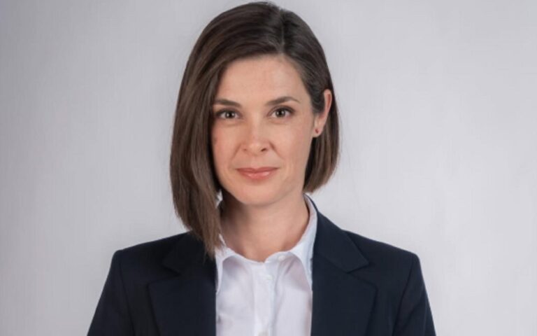 Szondi Vanda kormányszóvivő: Elkeserítő látni, olvasni, hallgatni, hová süllyedt a közbeszéd