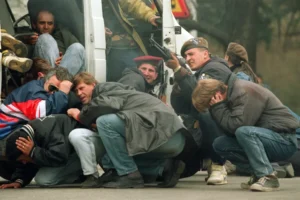 Azt mondta, ők nem zsoldosok, hanem fizettek a szerbeknek, hogy emberekre lőhessenek Szarajevóban